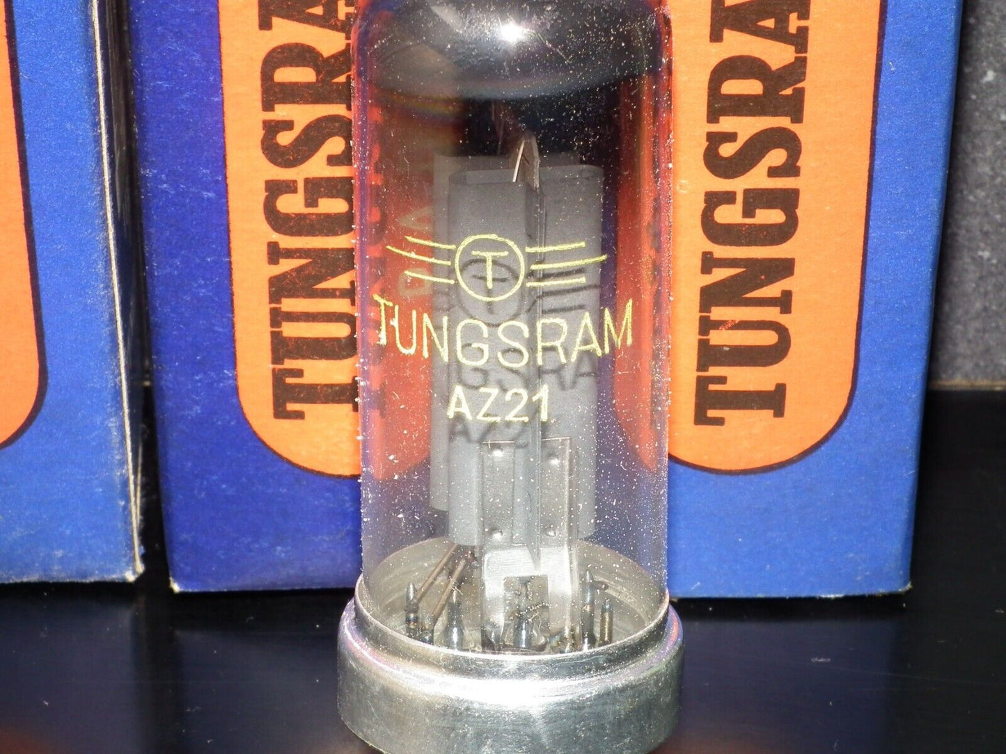 AZ21 Tungsram NOS NIB