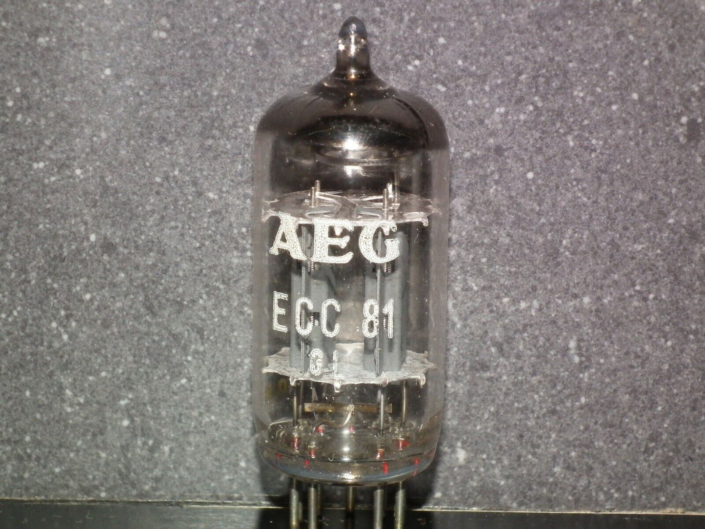 ECC81 12AT7 AEG Germany NOS NIB Telefunken smooth plates 17mm made by EI