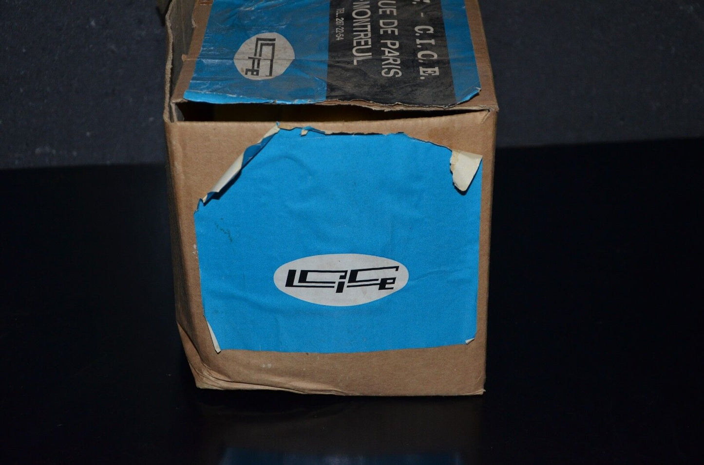 LCC France 220pF 8.5KV doorknob capacitor for professional broadcast & ham radio