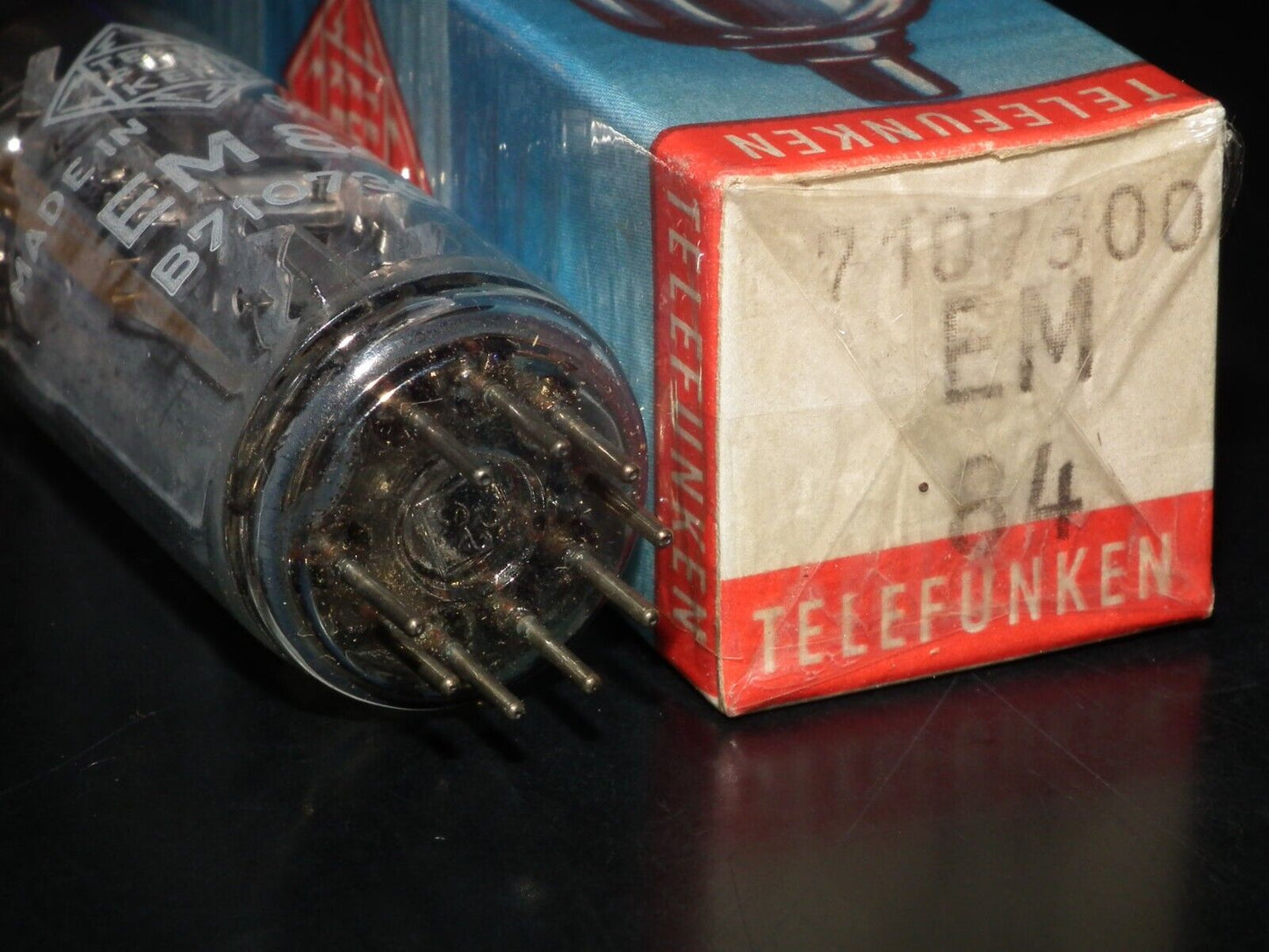EM84 Telefunken NOS NIB Magic Eye Tuning Eye Old European Tube Radio Receiver