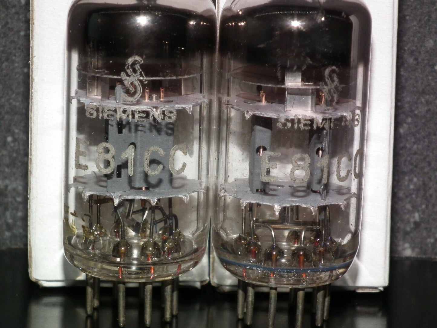 Siemens E81CC ECC801S 6201 ECC81 Matched pair triple mica W. Germany USED TESTED