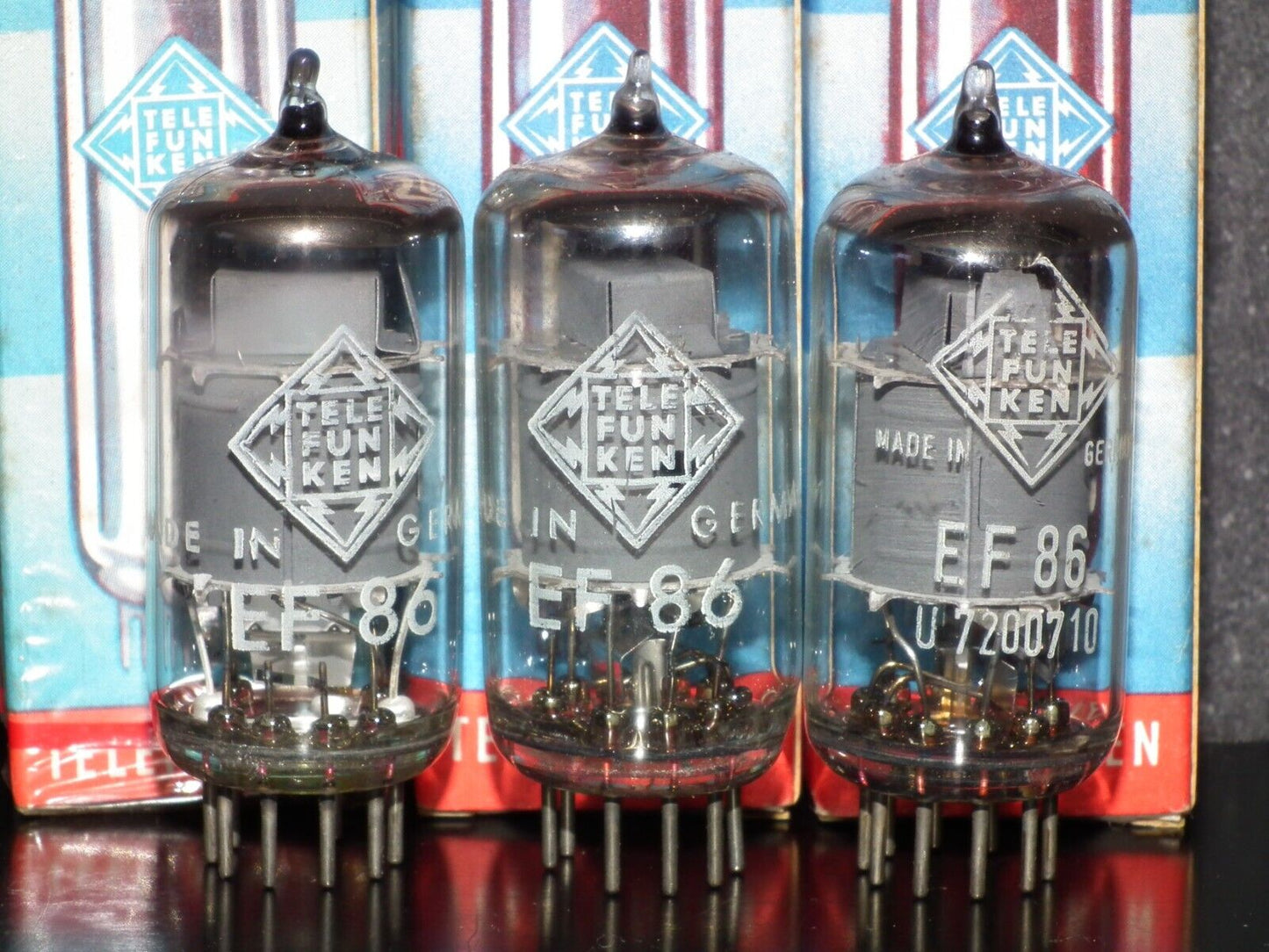 One (1 pcs) EF86 Telefunken 6267 NOS NIB Tested 100% Low Noise No Microphonics