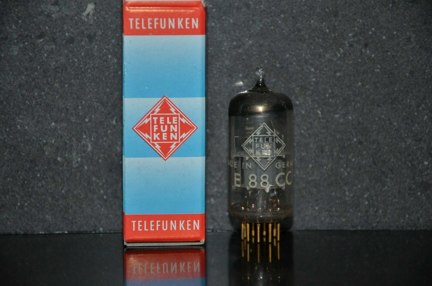 100 Stück TELEFUNKEN Leerrohrboxen für Audioröhren ECC83 E88CC E188CC ECC803S
