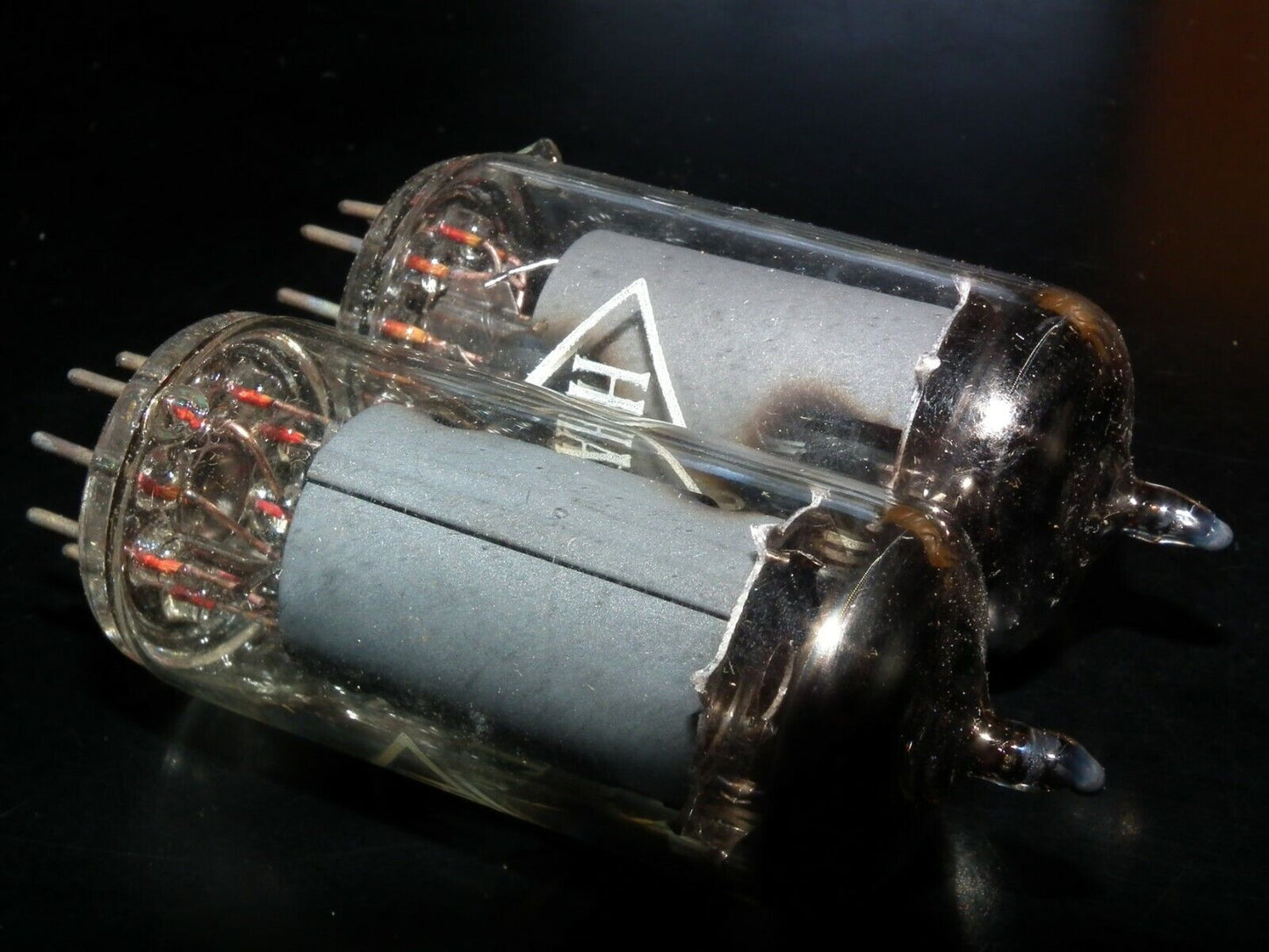 UF41 Haltron Radio Receiver Tube NOS NIB Old Europe tube radio from 60s
