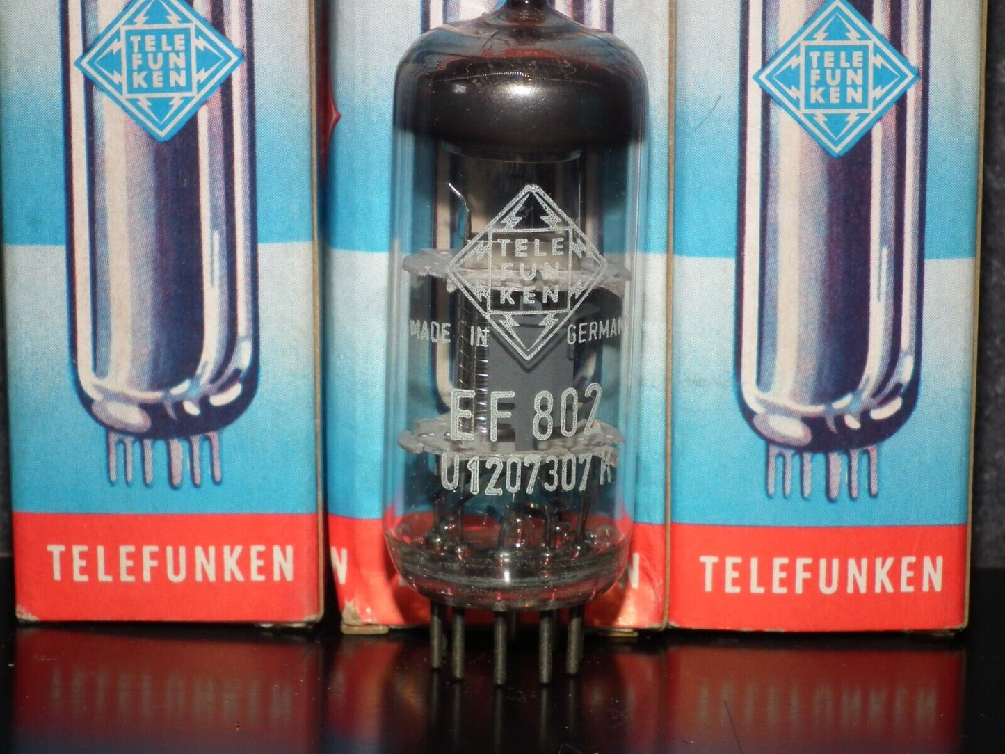 EF802 Telefunken Diamond Bottom NOS NIB (~EF800) Microphone Low Noise Pentode