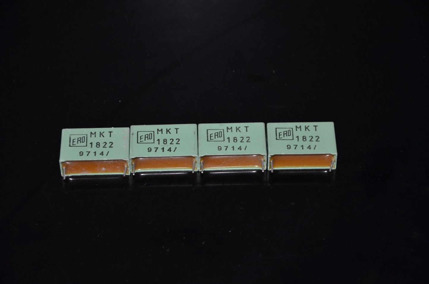 Four vintage NOS Roederstain Vishay ROE Capacitors 2.2mfd / 250V MKT 1822