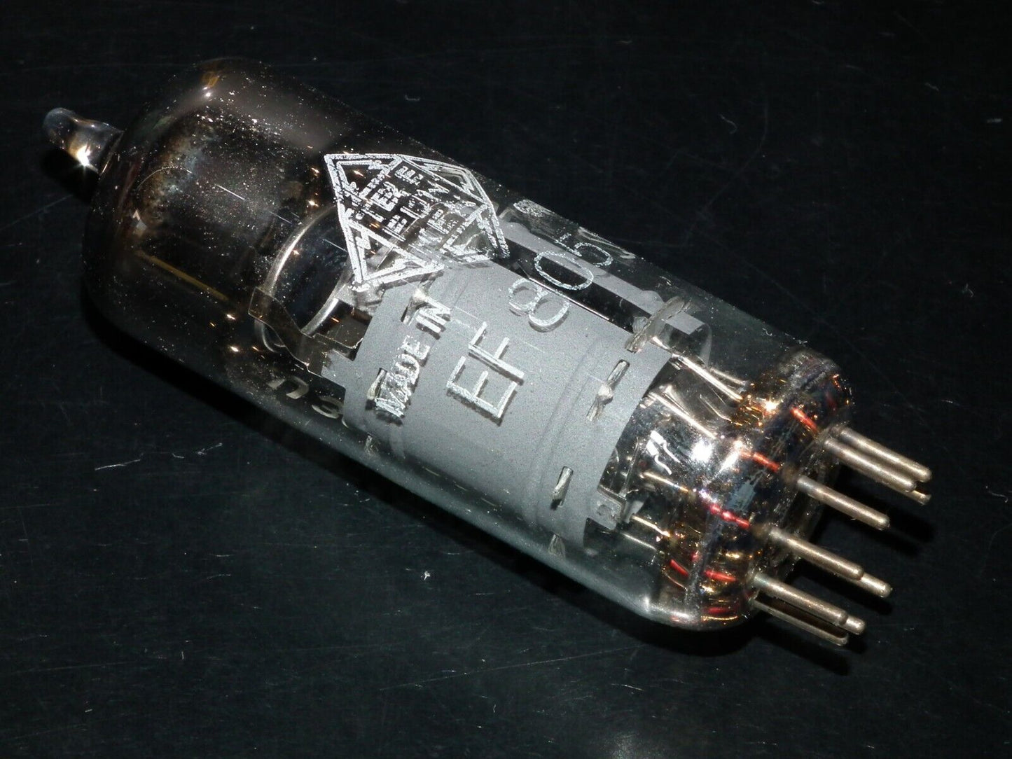 EF805S Telefunken NOS NIB Sealed Low Noise Diamond Bottom Pentode
