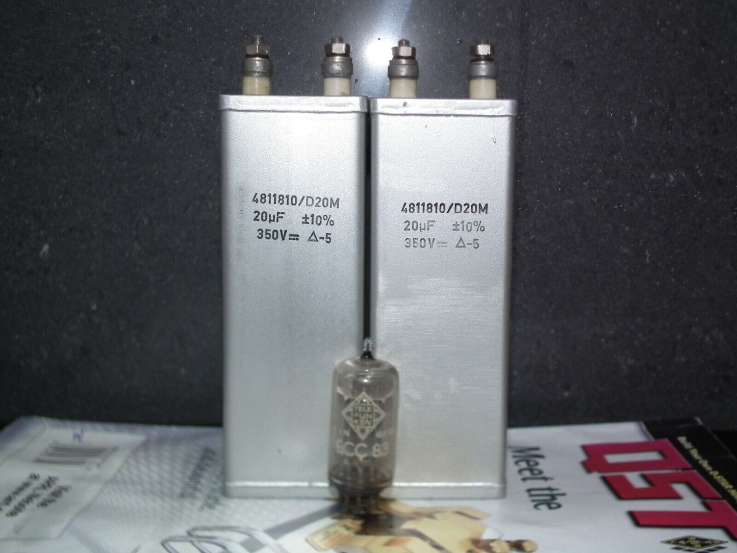 Two vintage Siemens PIO capacitors 20 uF / 350V Klangfilm tube audio