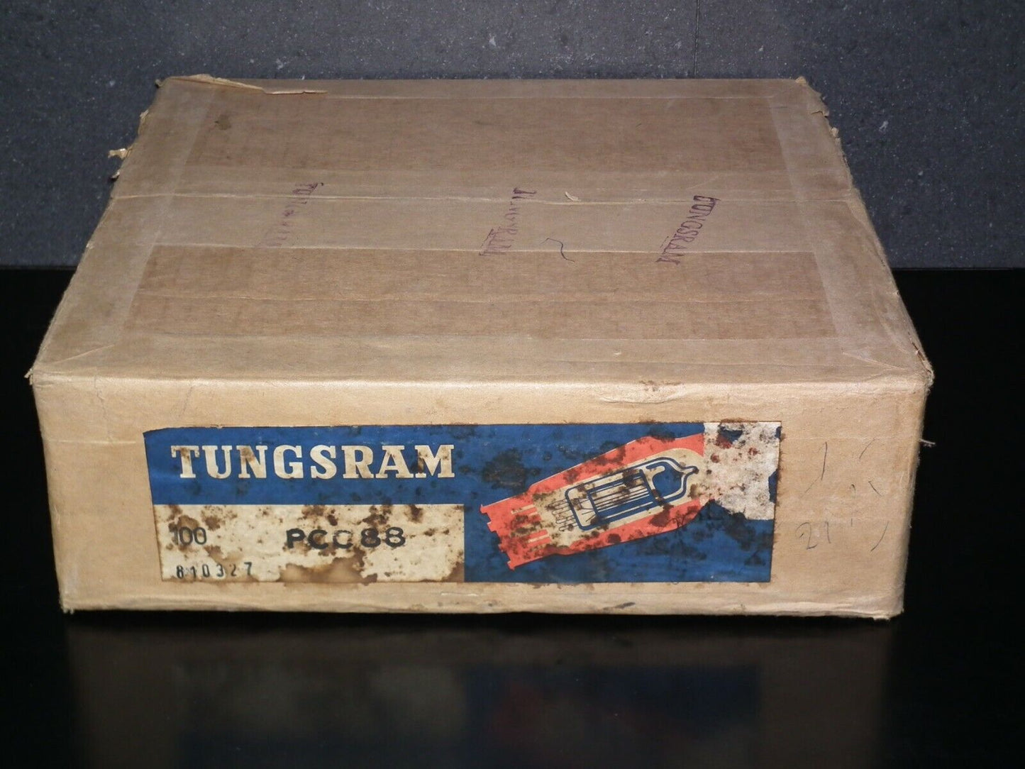 PCC88 7DJ8 Tungsram Hungary 1971 NOS balanced sections ECC88 6DJ8 E88CC 6922 sub