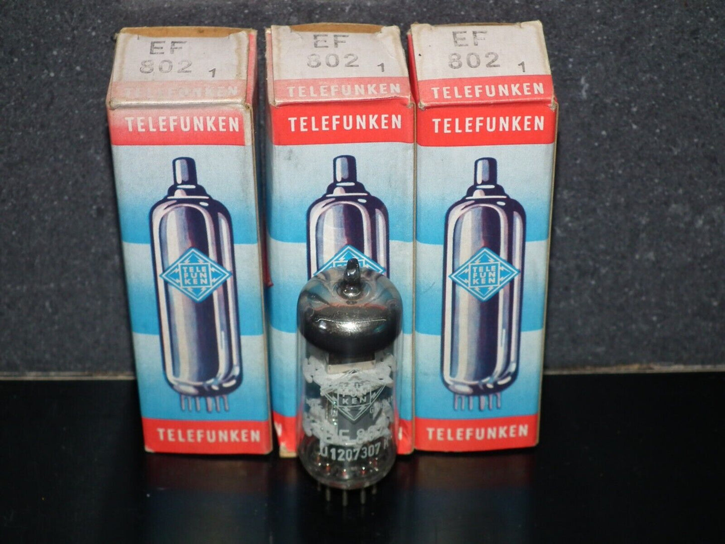 EF802 Telefunken Diamond Bottom NOS NIB (~EF800) Microphone Low Noise Pentode