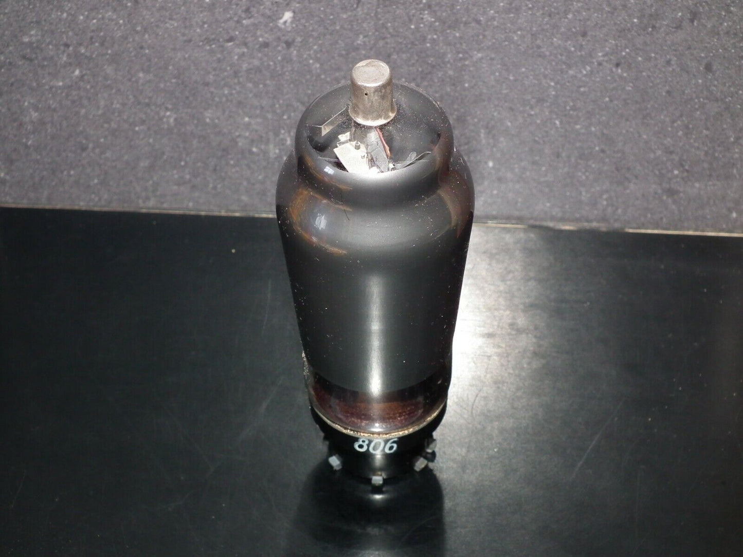 VL4 Telefunken NOS NIB tested 100%