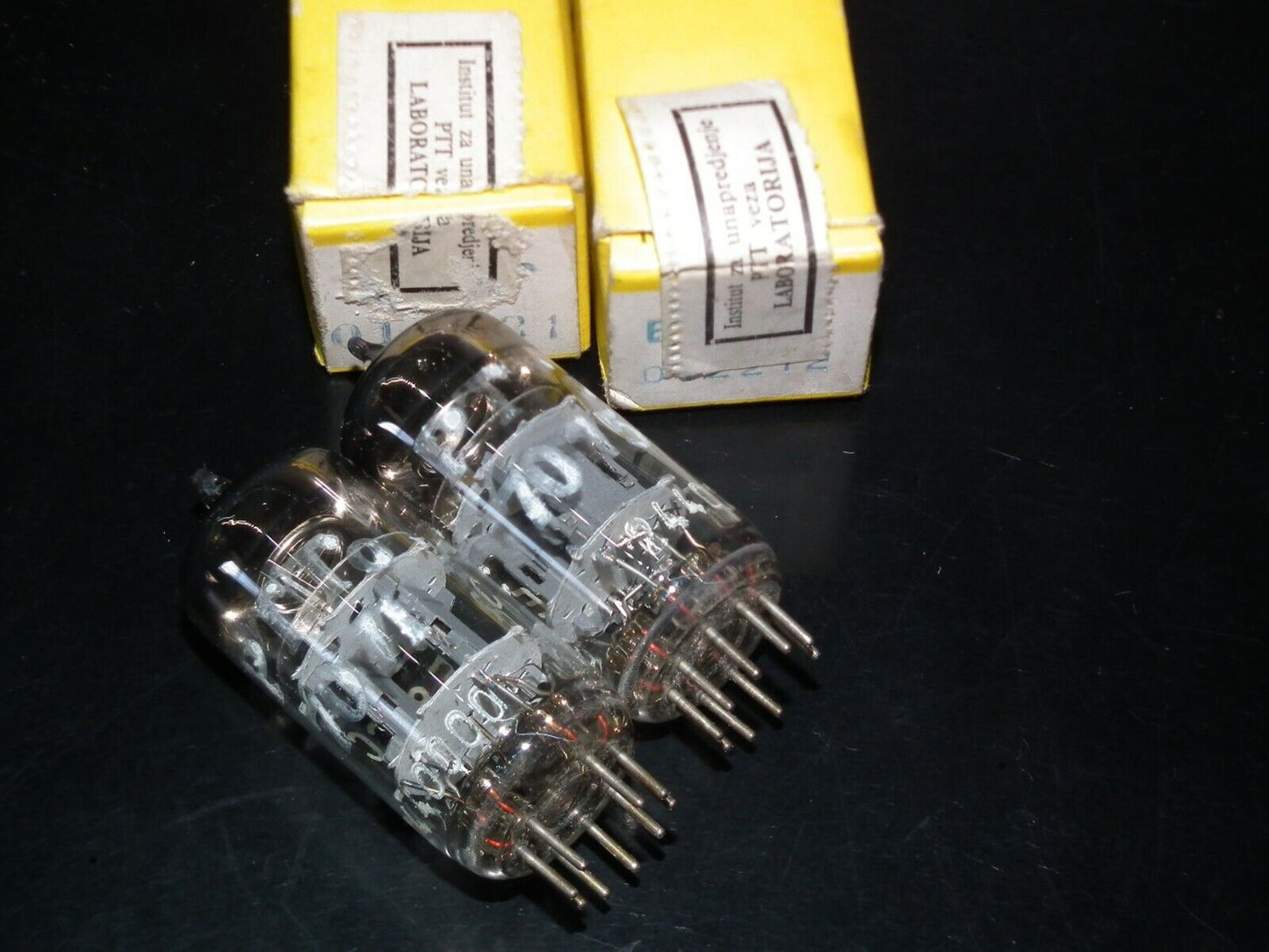 Telefunken ECC801S Matched pair, triple mica, Diamond bottom NOS NIB Siemens box