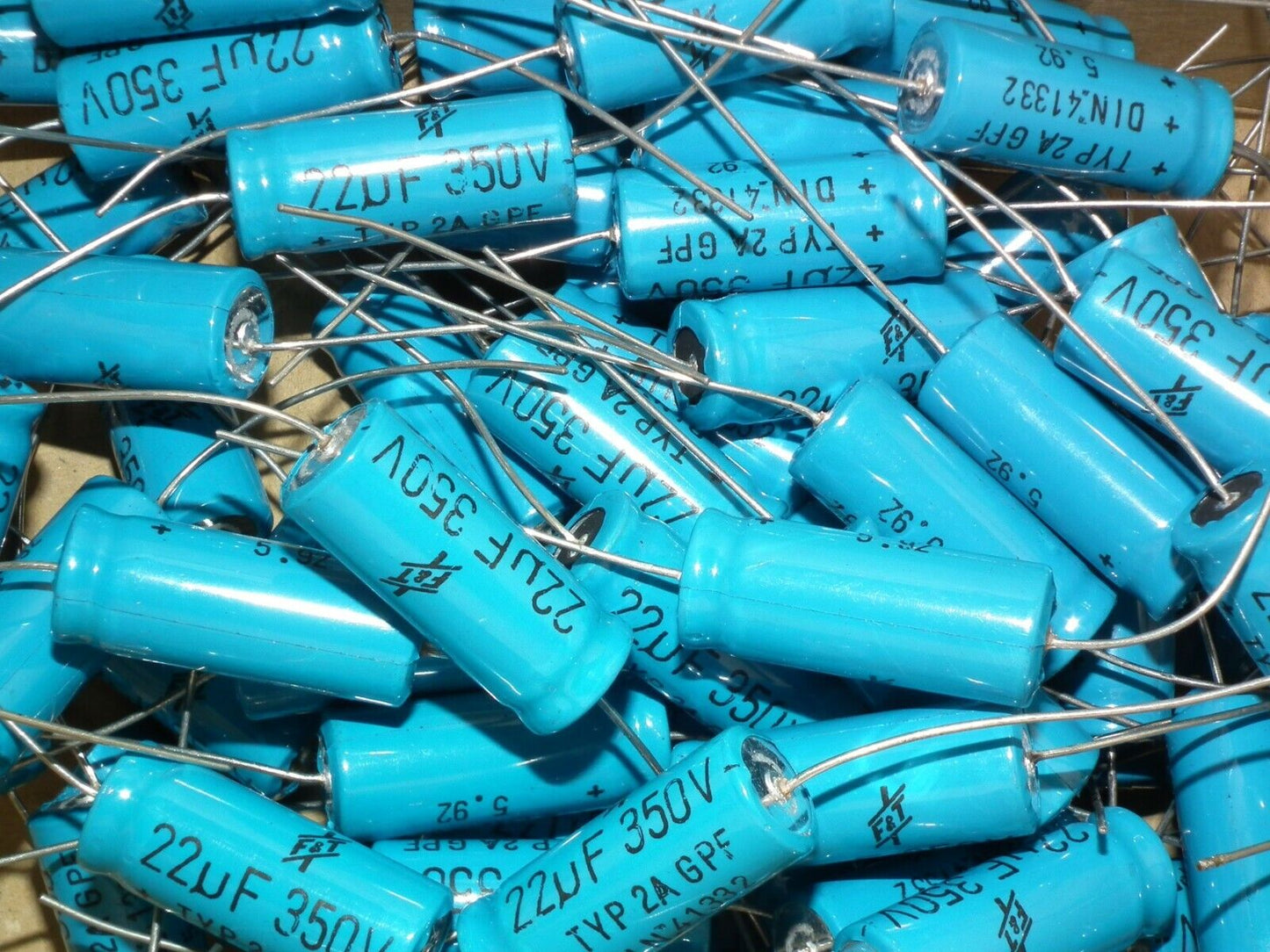 Two vintage NOS F&T electrolytic capacitors 22uF 350V Made in West Germany 70s