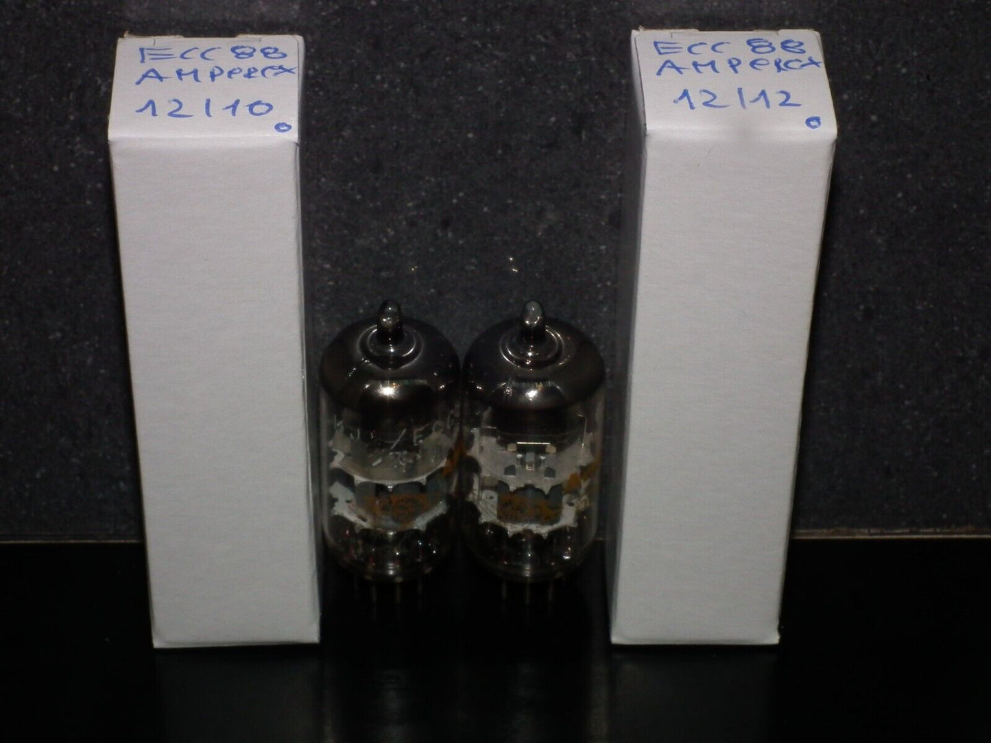 6DJ8 ECC88 Amperex Holland Matched Pair Used Tested 80% 1967 Dual Stage Getter