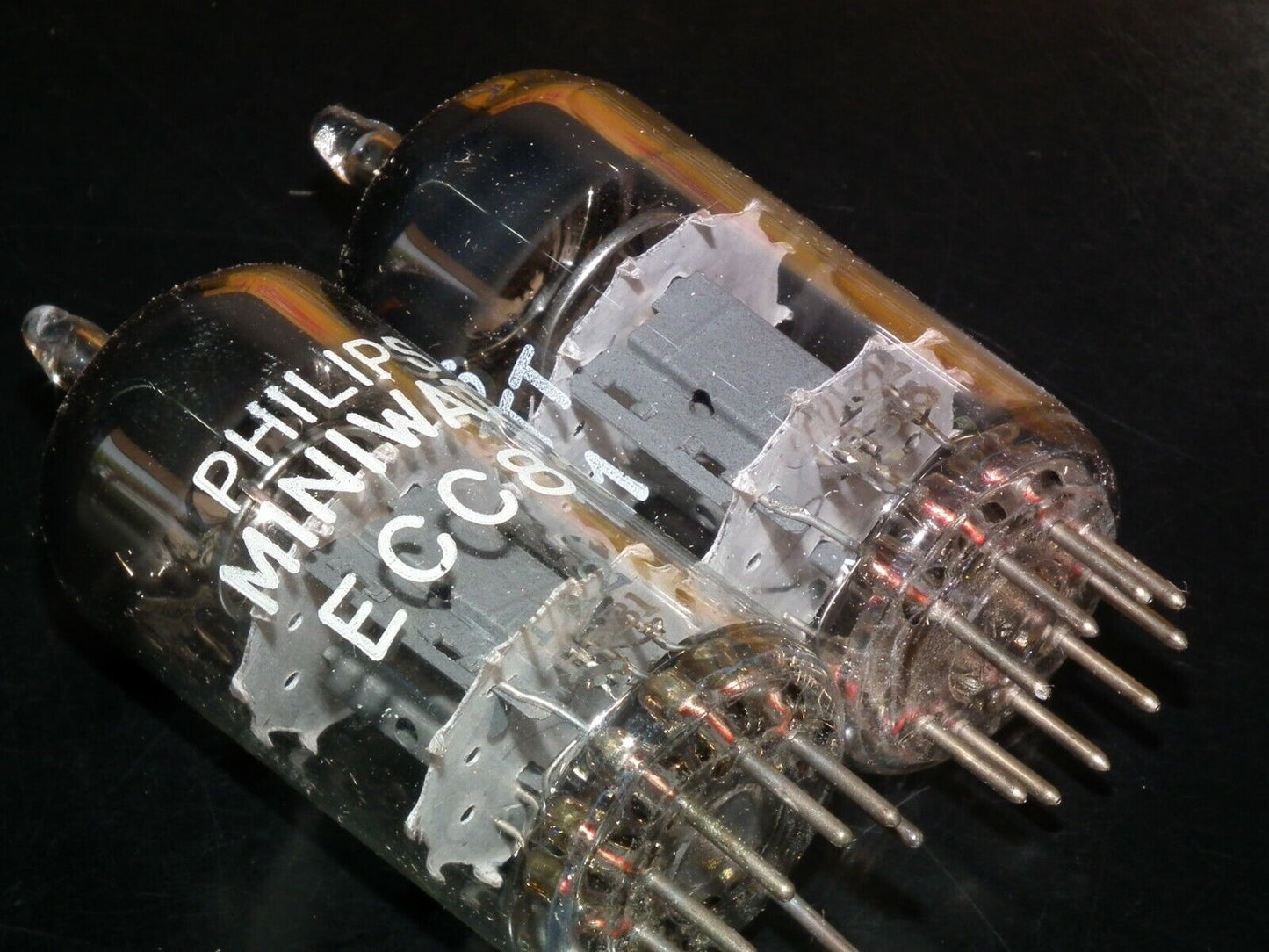 One (1 pcs) Philips ECC81 (12AT7) NOS NIB Tk2 Big Ring Getter 1963