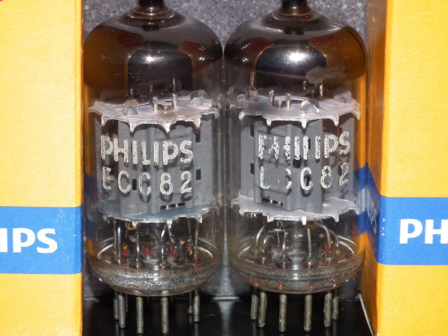 Pair (2pcs) ECC82 12AU7 Philips Heerlen Delta codes Used tested 90% of NOS Value