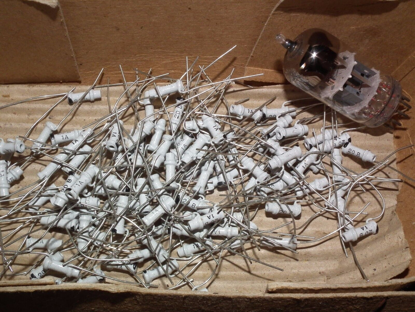 20pF 500V NOS Philips Tubular Ceramic Dogbone Capacitor - 0.00002uF 500V