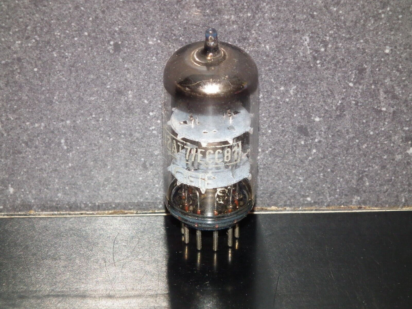 One ECC81 Telefunken 12AT7 Rebranded CIFTE Used Tested NOS Diamond Bottom