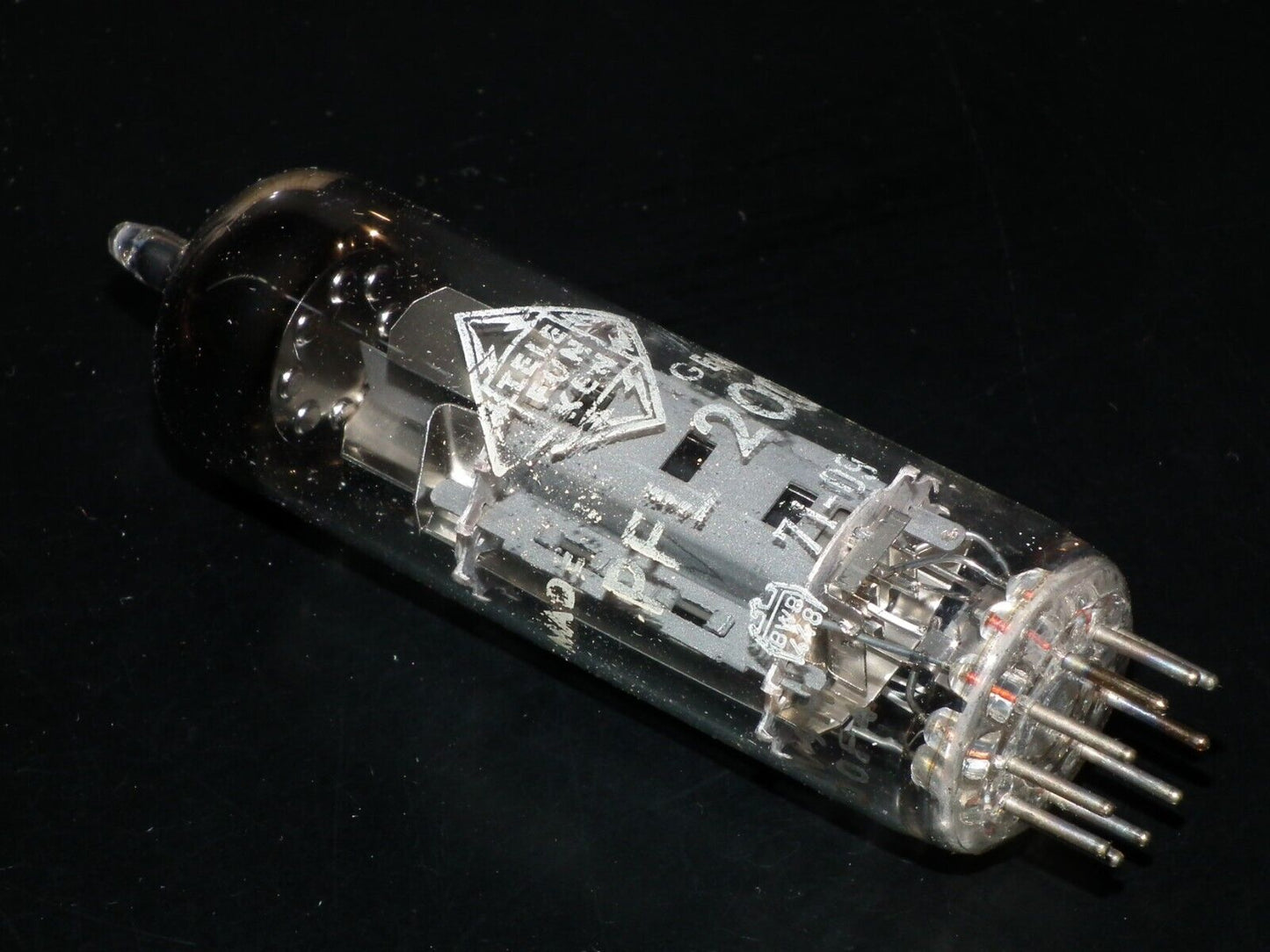 PFL200 Telefunken NOS NIB Made by Mullard, Blackburn