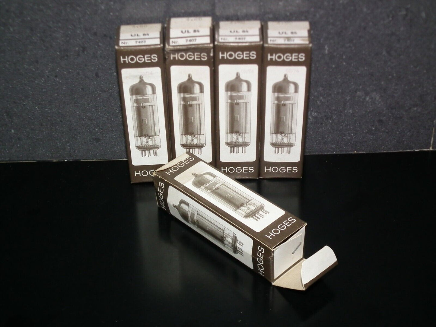 UL84 45B5 N119 Hoges by Philips NOS NIB tube audio pentode