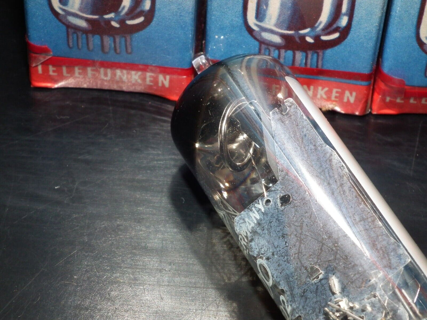 One(1 pcs) Telefunken EM800 NOS NIB Tuning Indicator Tube Magic Eye Diamond BTTM
