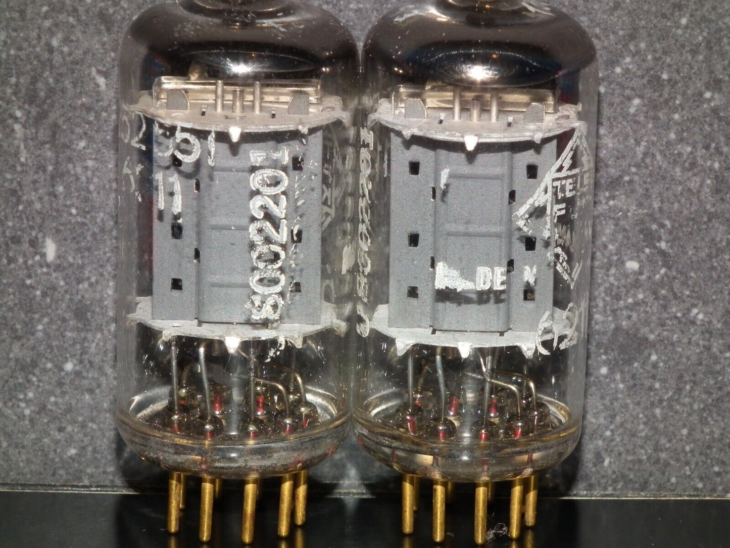Platinum Matched Pair 6211 Telefunken ~ECC82 Tested NOS DB Gold Pins ULM ECC802S