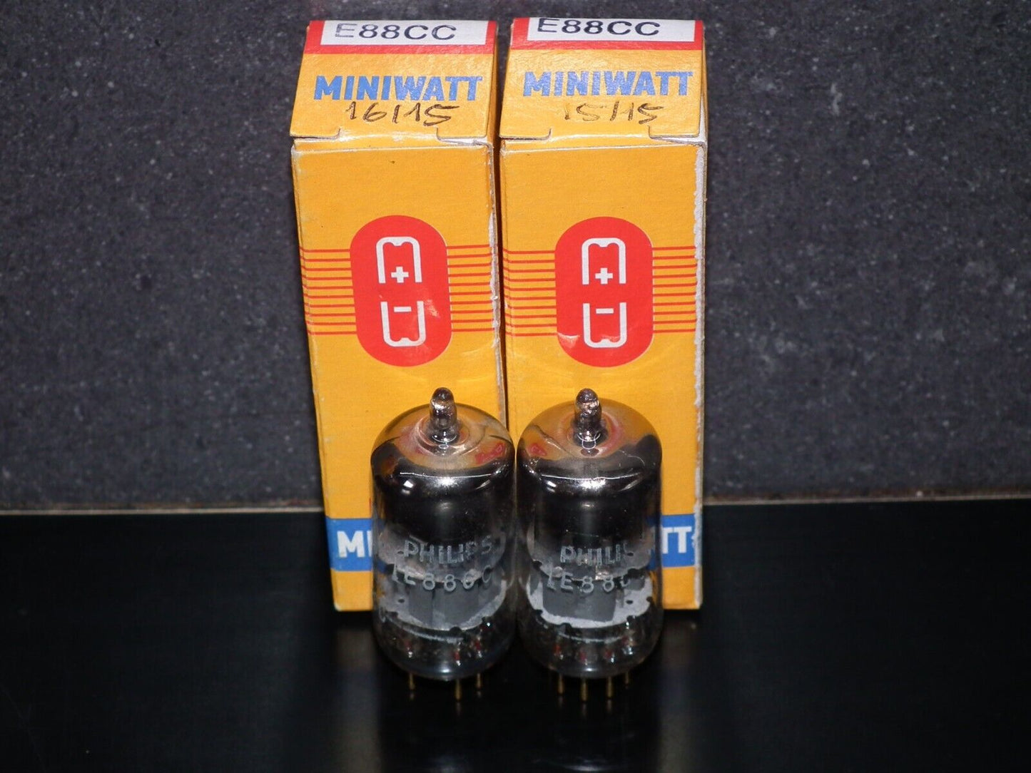 E88CC 6922 Matched Pair Philips Heerlen Holland Premium ECC88 6DJ8 Tested NOS 7L