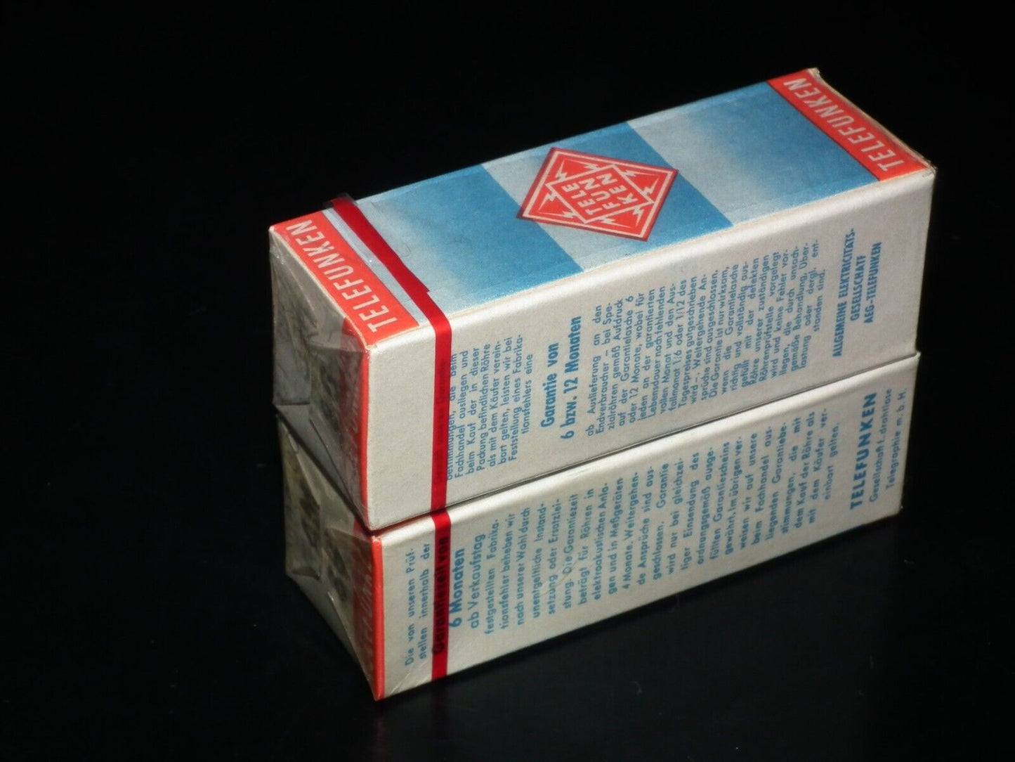 One (1 pcs) EAM86 Telefunken diamond bottom 6GX8 NOS NIB Sealed Boxes
