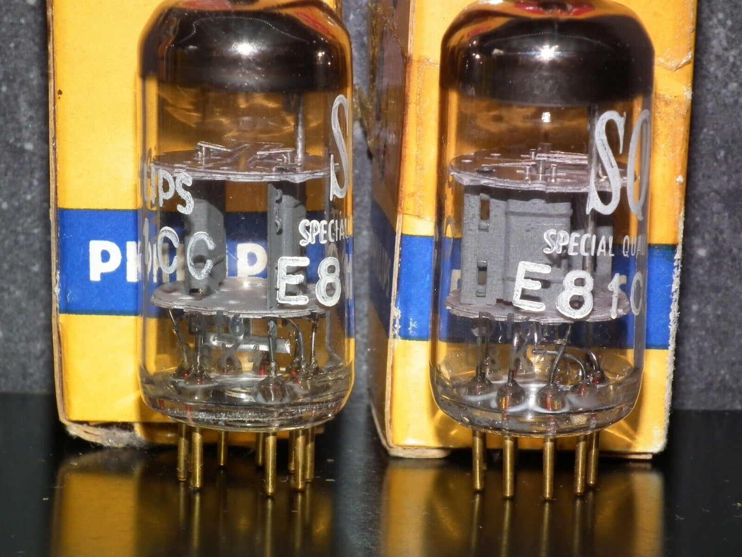 Valvo 6201 (ECC81 12AT7) NOS matched pair rebranded Philips RARE DISC GETTER
