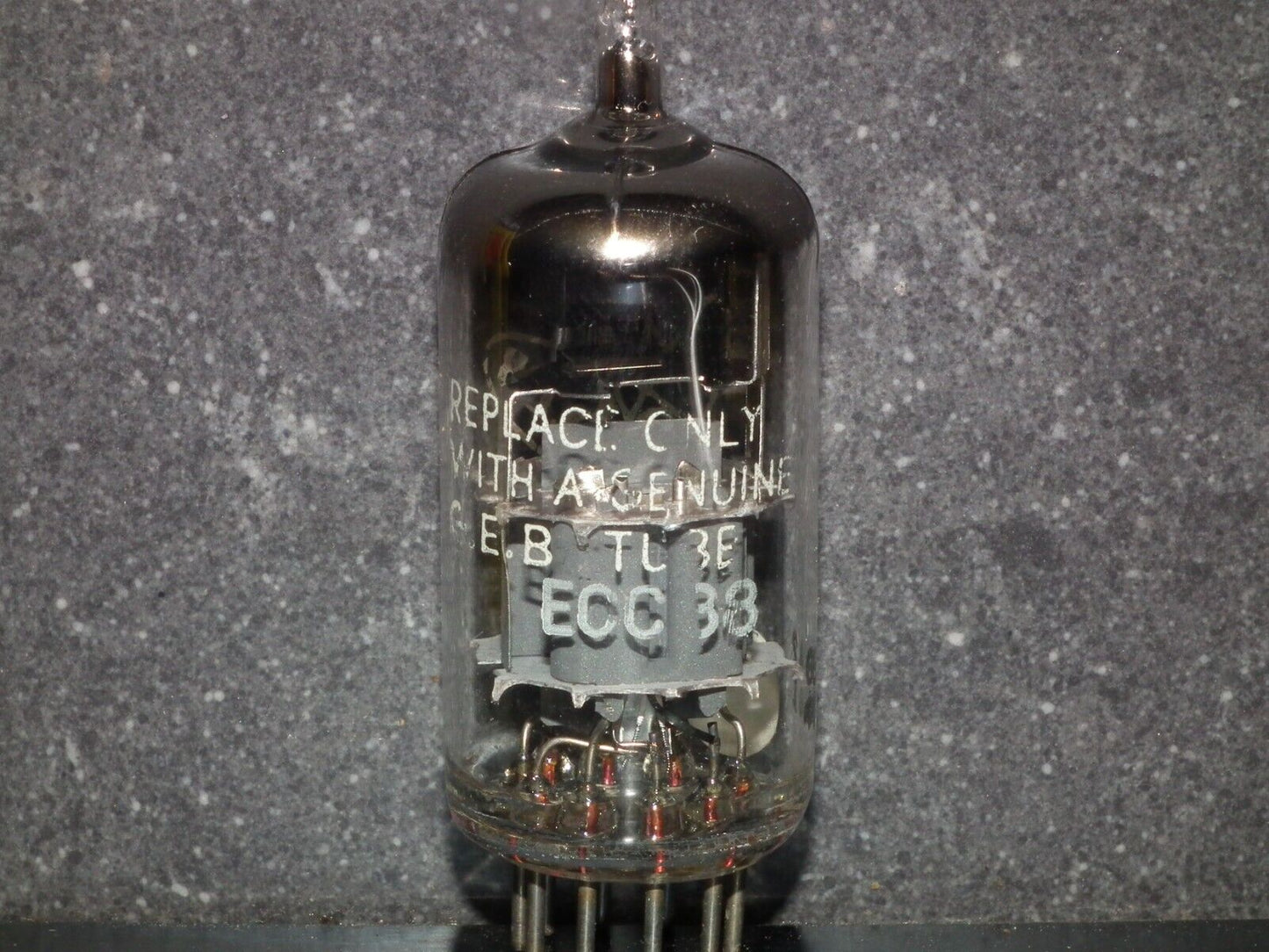 One (1 pcs) ECC88 Siemens 6DJ8 RARE Gray Shield Dual Stage Getter Rebranded GEB
