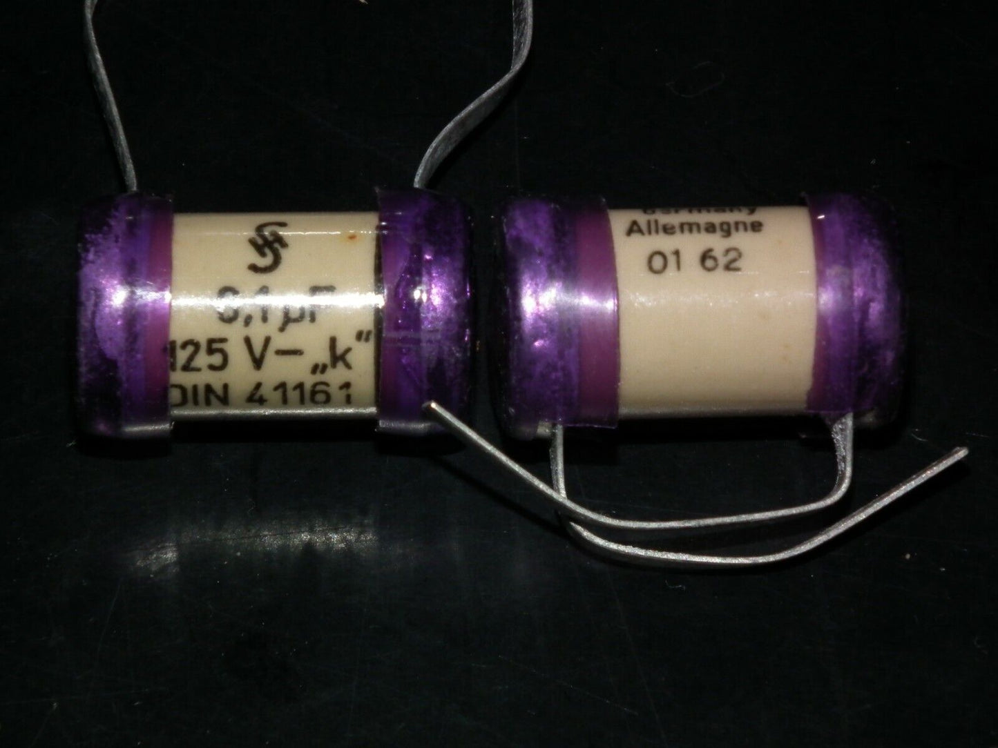 Two vintage Sikatrop Capacitors 0.1mfd 125V Siemens Klangfilm Hi End 100nF 125V