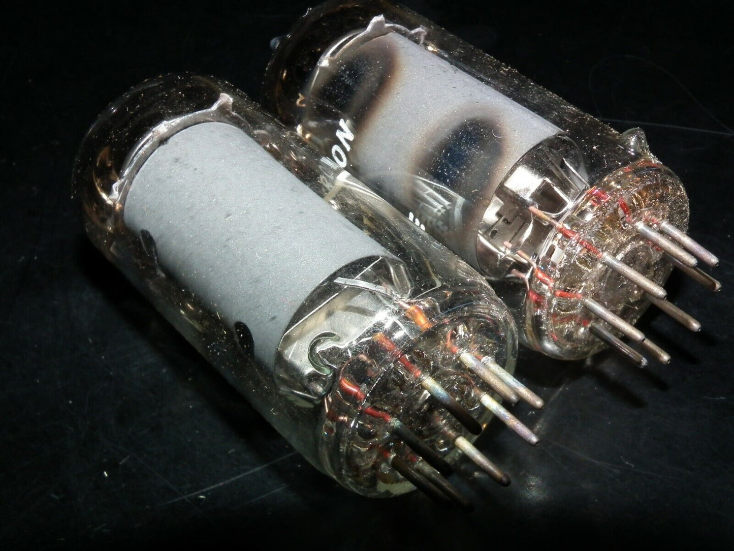 UF41 Haltron Radio Receiver Tube NOS NIB Old Europe tube radio from 60s