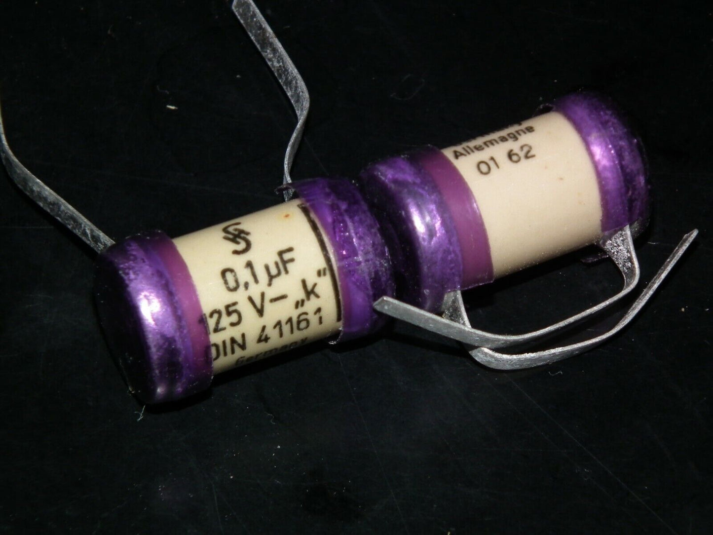 Two vintage Sikatrop Capacitors 0.1mfd 125V Siemens Klangfilm Hi End 100nF 125V