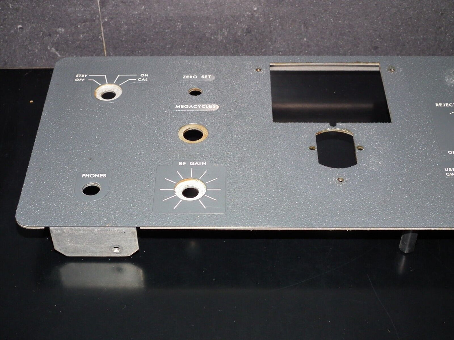 COLLINS 51S-1 HF RECEIVER - FRONT PANEL