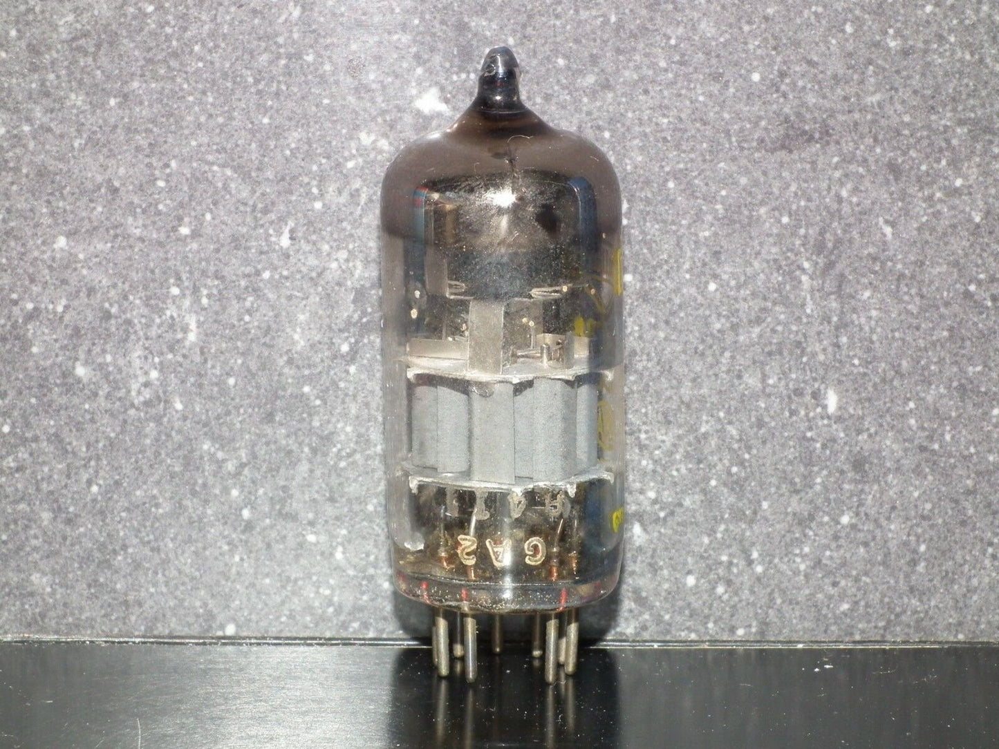 ECC88 Mullard 6DJ8 RARE Gray Shield Big O Getter Blackburn 60s Used Tested NOS