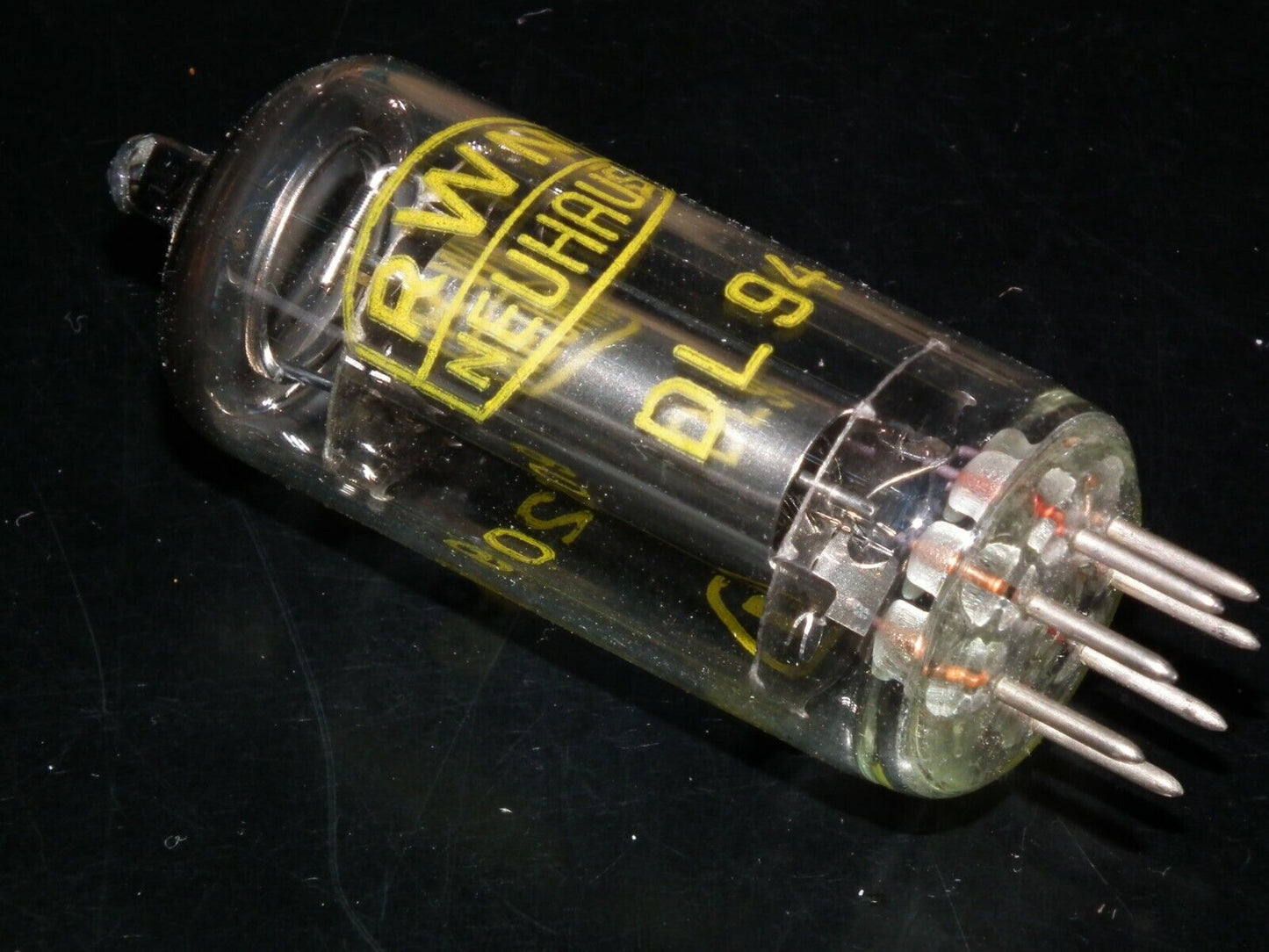 DL94 RFT 3V4 - NOS in original boxes RARE EARLY 60s VERSION, the same codes