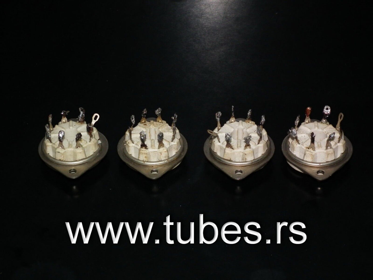 One VINTAGE K8A Octal Vacuum Tube Ceramic Socket Hi Quality EL34 GZ34 6SN7