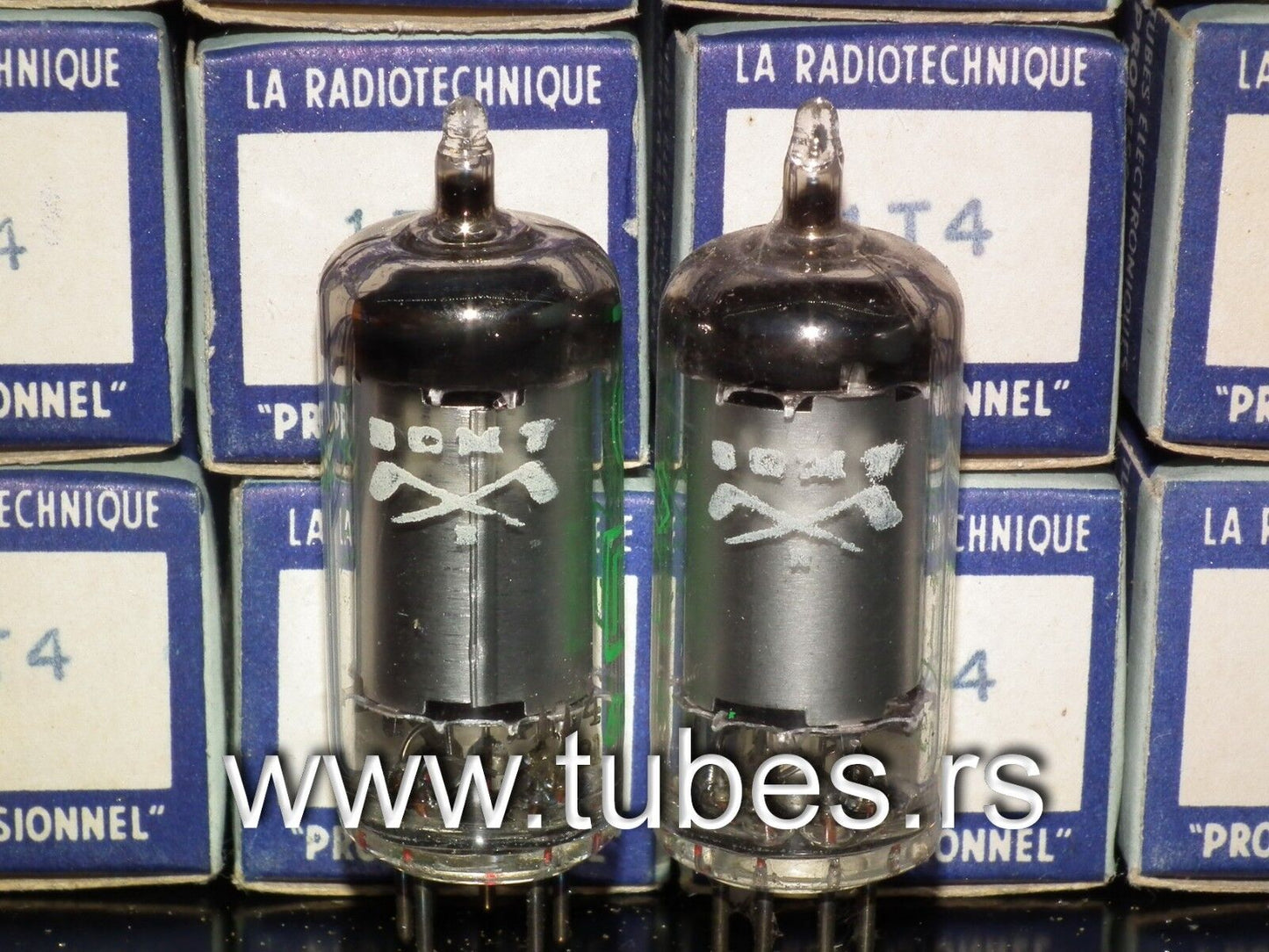 1T4 DF91 RTC NOS NIB rare old inclined square getter 1T4