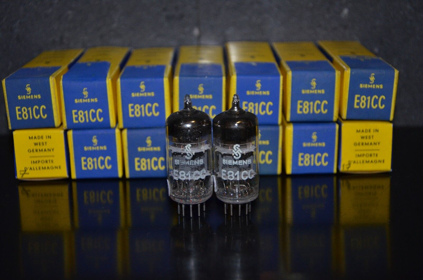 Siemens & Halske E81CC ECC801S 6201 ECC81 12AT7 NOS (triple mica, West Germany)