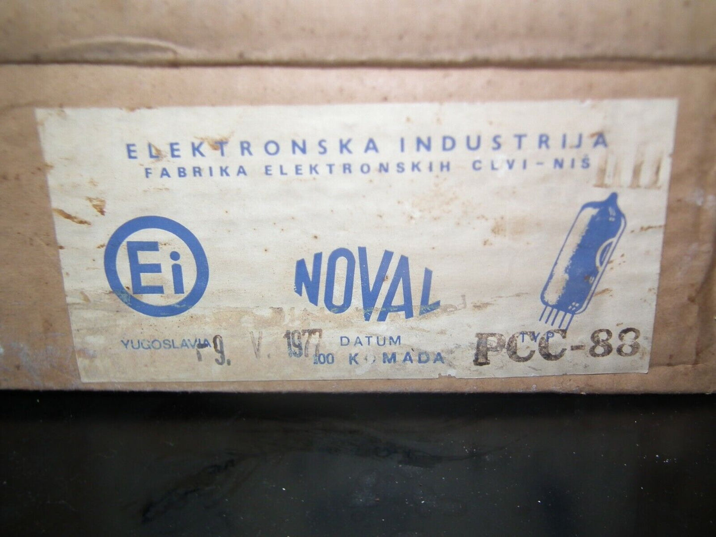 PCC88 7DJ8 EI Yugoslavia NOS Matched Pair (A frame dimpled getter Philips type)