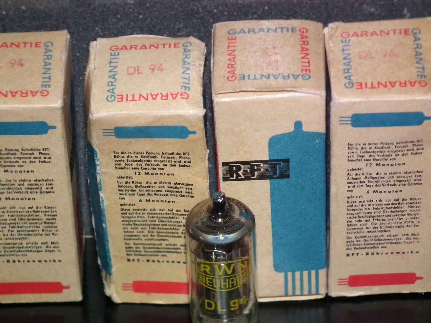 DL94 RFT 3V4 - NOS in original boxes RARE EARLY 60s VERSION, the same codes