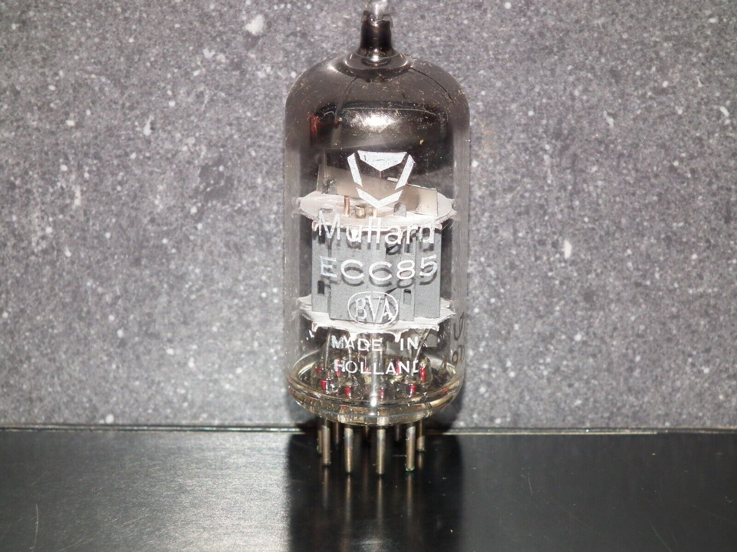 One tube (1pcs) ECC85 6AQ8 Mullard NOS NIB Old type early 70s