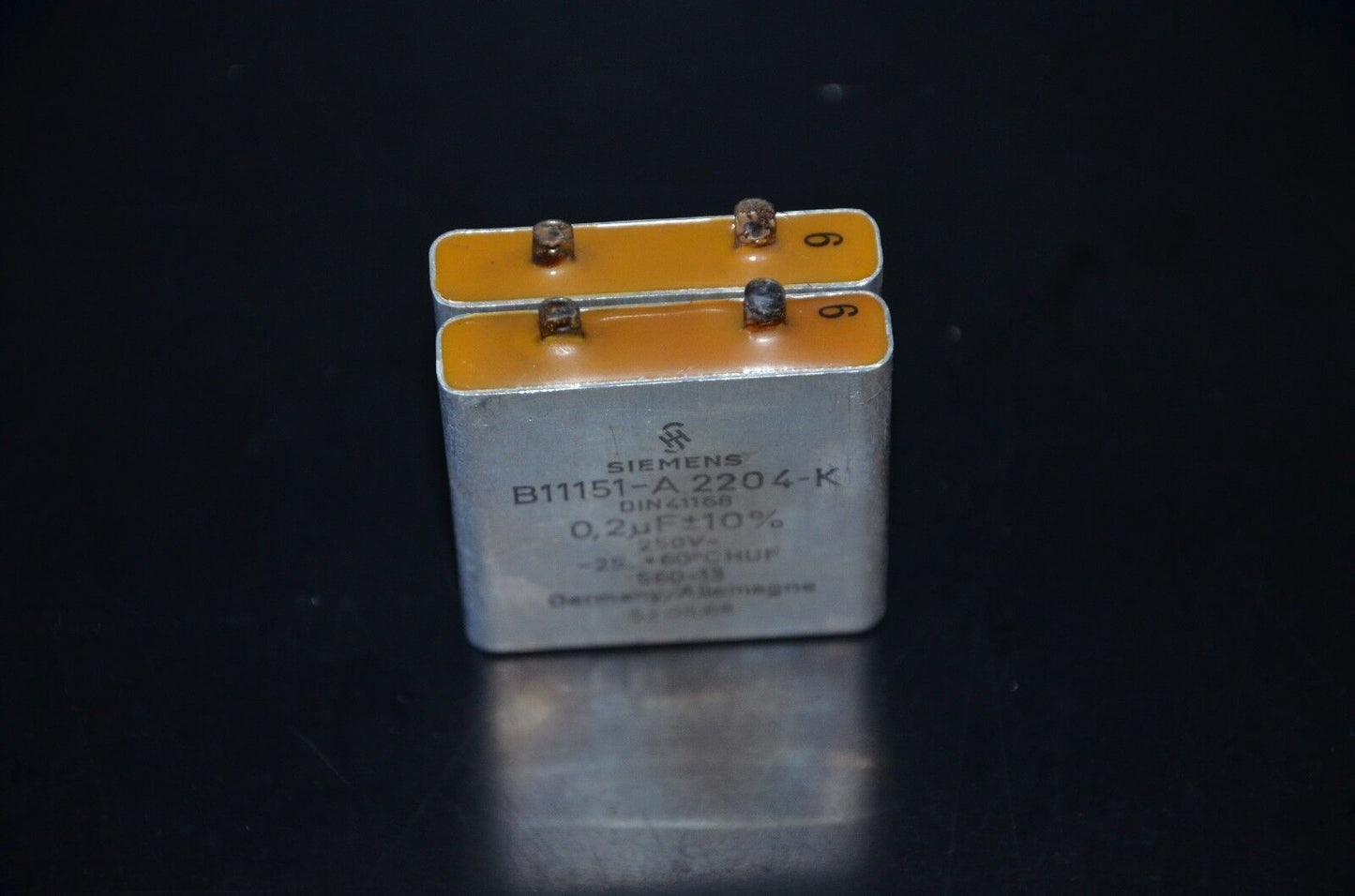 Two vintage Siemens Klangfilm PIO capacitors 0.2 uF / 250V for hi end tube audio
