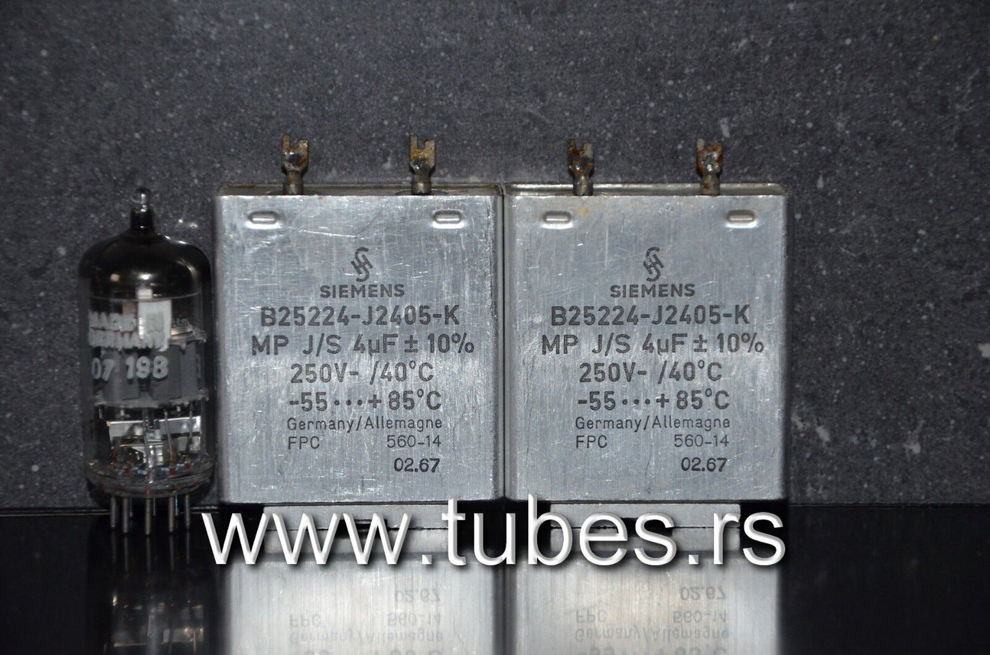 Two vintage Siemens PIO capacitors 4uF / 250V Klangfilm - tested