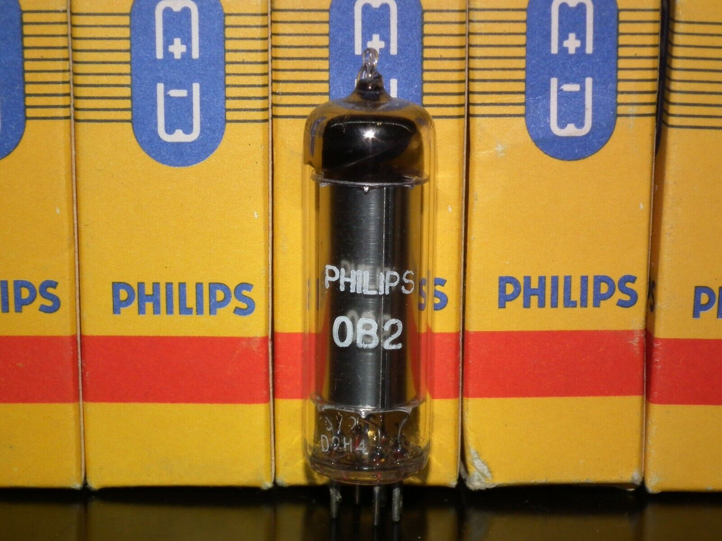 108C1 Valvo NOS NIB rebranded Philips 0B2 OB2 STV108/30 Voltage Regulator Tube