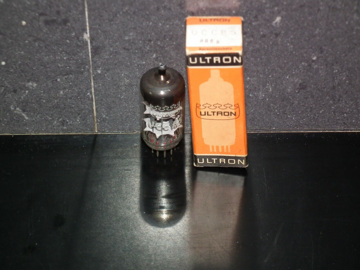 UCC85 ULTRON NOS NIB tested, old type, early 70s