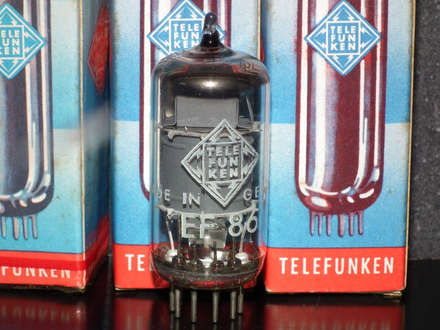 One (1 pcs) EF86 Telefunken 6267 NOS NIB Tested 100% Low Noise No Microphonics