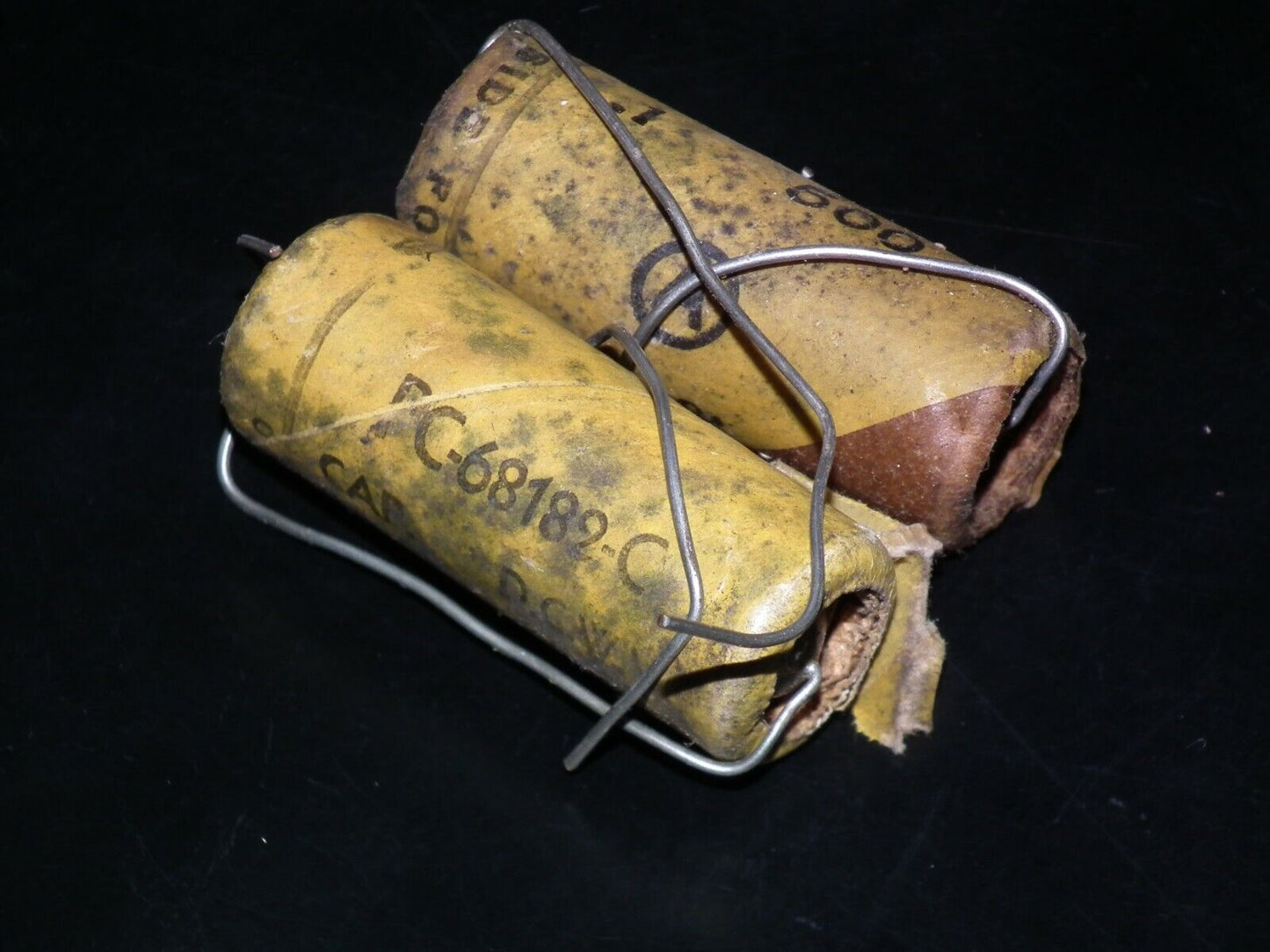 Two vintage Aerovox capacitors 0.1uF 500V NOS Guitar Amp MICAMOLD WAX PAPER