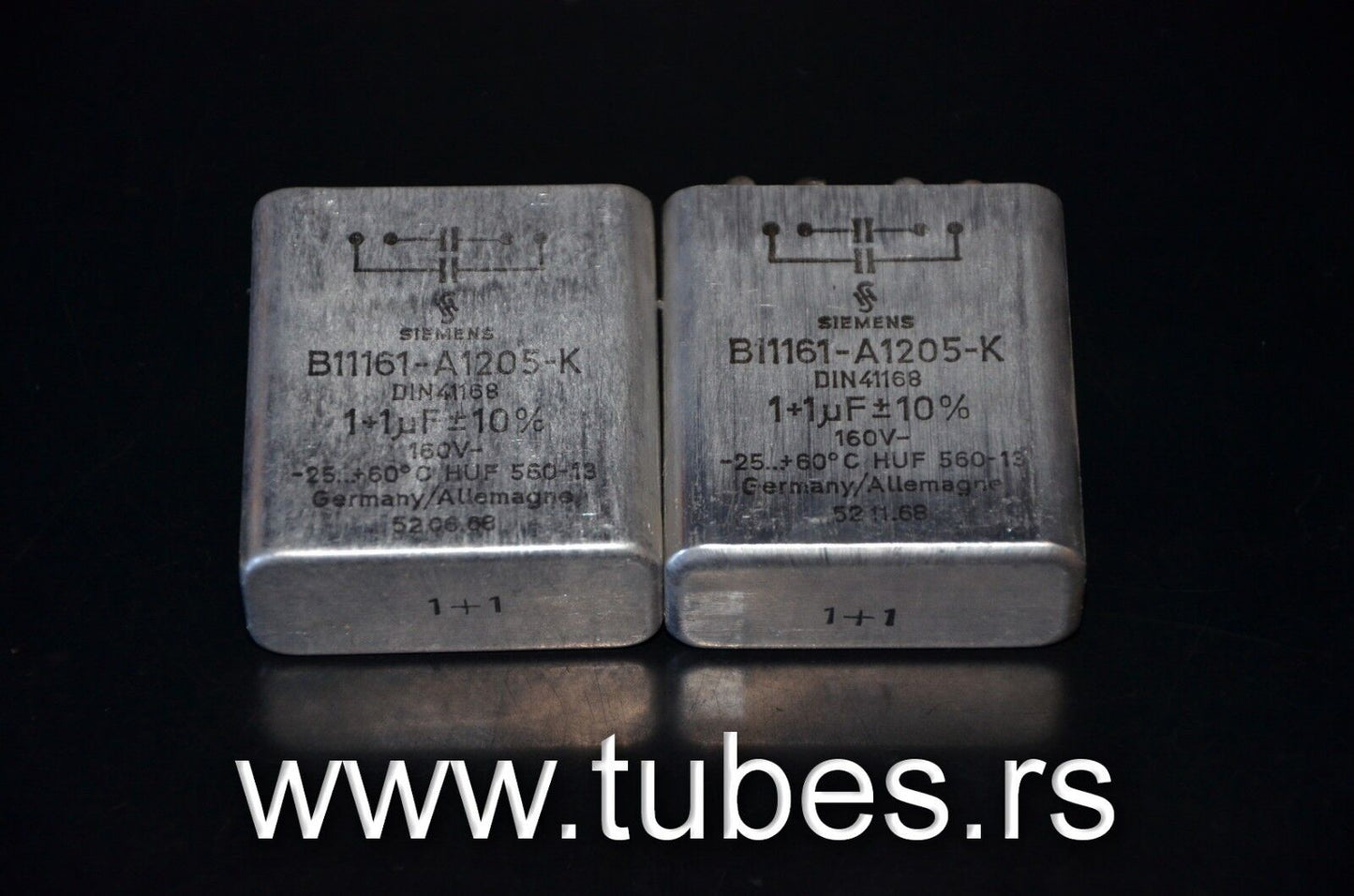 Two vintage Siemens PIO capacitors 1 uF + 1 uF 160V Klangfilm tube audio 1+1mfd