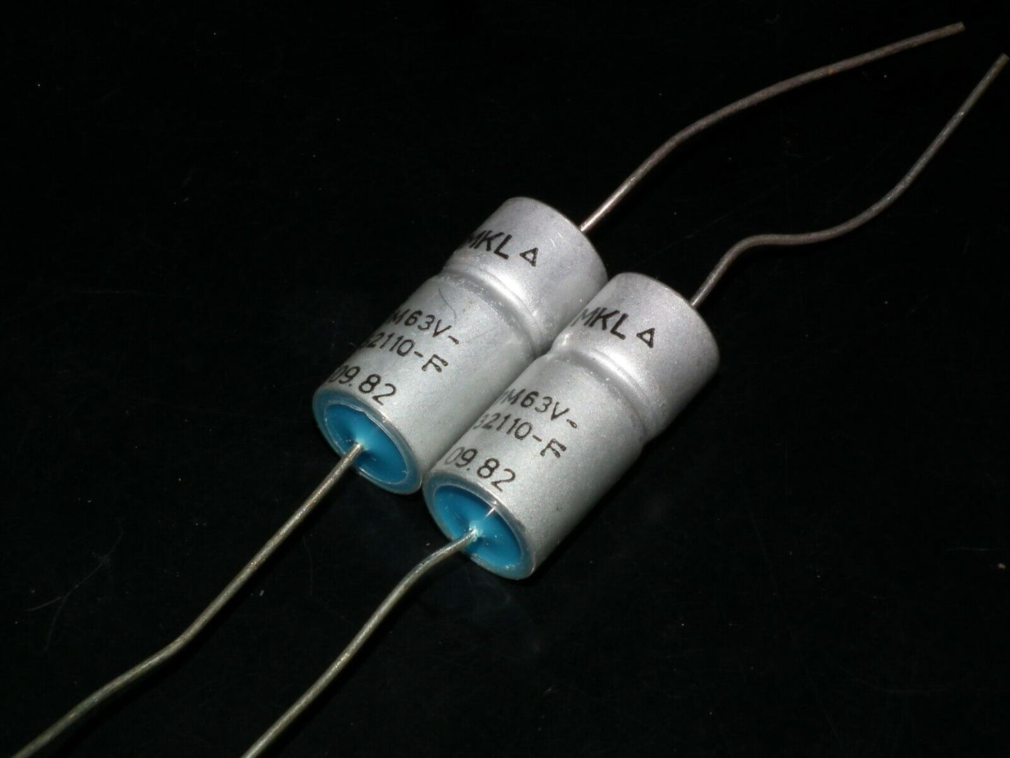 Two NOS vintage Siemens MKL Capacitors 4.7mfd 63V Klangfilm West Germany 1968